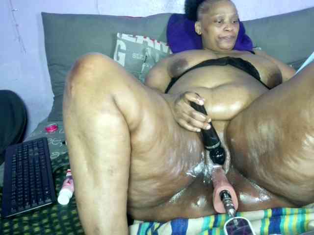 Big-Ass-Wilma webcam