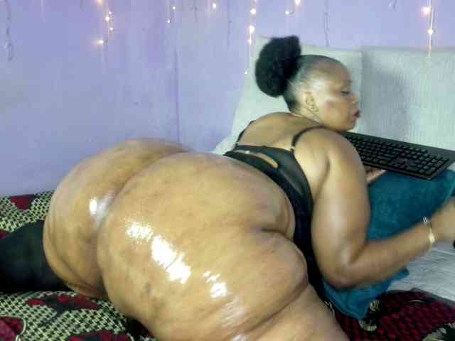 Big-Ass-Wilma webcam