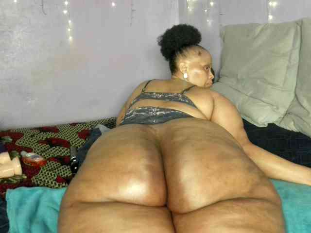Big-Ass-Wilma webcam