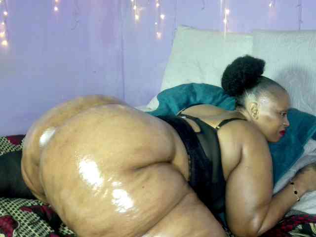 Big-Ass-Wilma webcam