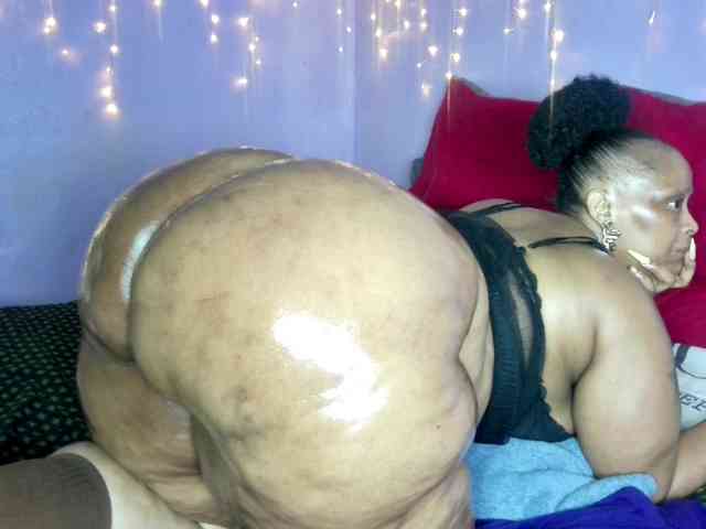 Big-Ass-Wilma webcam