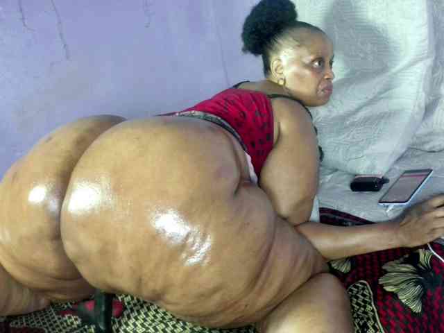 Modella: Big-Ass-Wilma