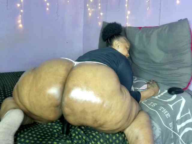 Big-Ass-Wilma webcam