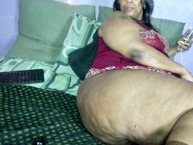 Big-Ass-Wilma webcam