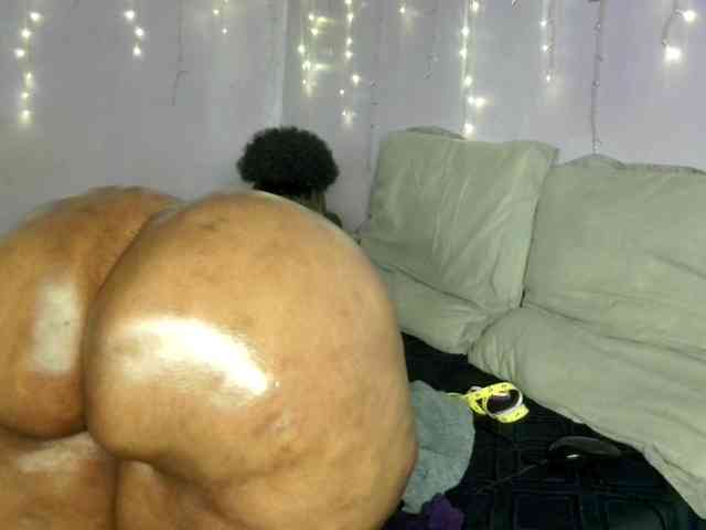 Big-Ass-Wilma webcam