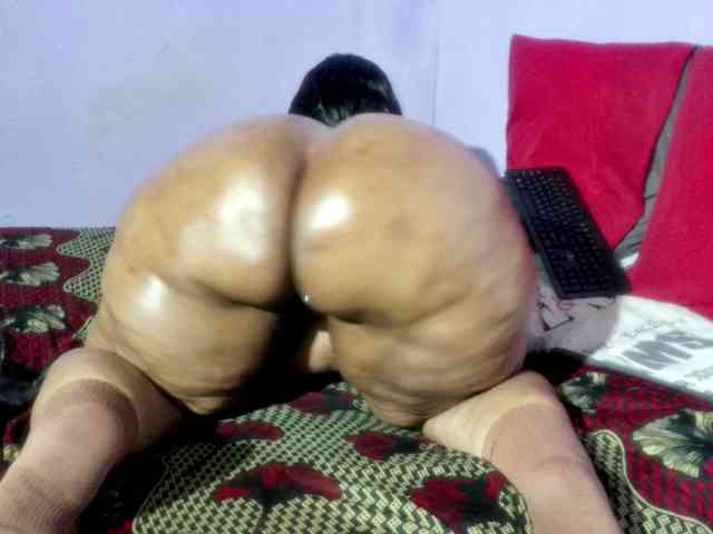 Big-Ass-Wilma webcam