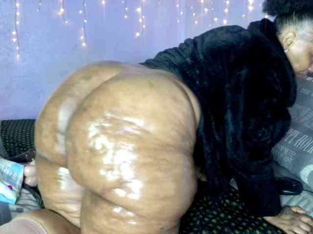 Big-Ass-Wilma webcam