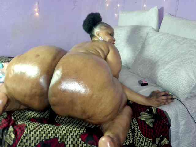 Big-Ass-Wilma webcam