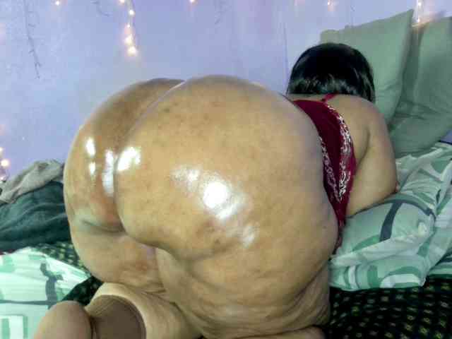 Big-Ass-Wilma webcam