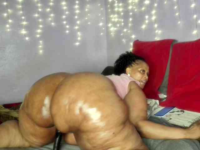 Big-Ass-Wilma webcam