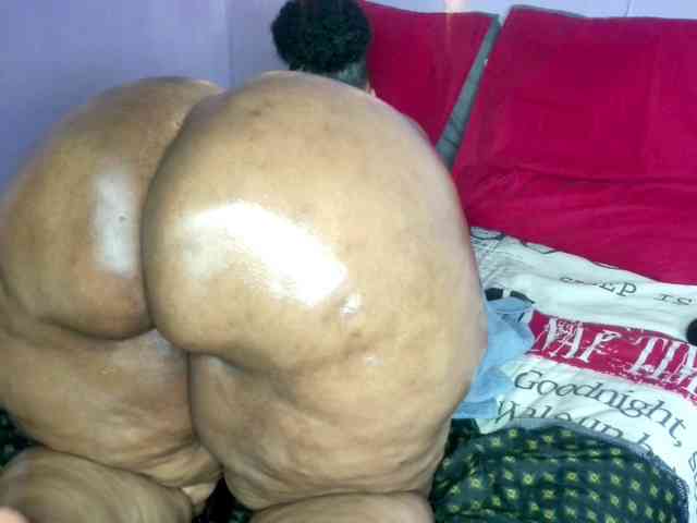 Big-Ass-Wilma webcam