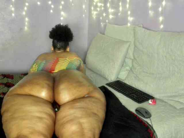 Big-Ass-Wilma webcam