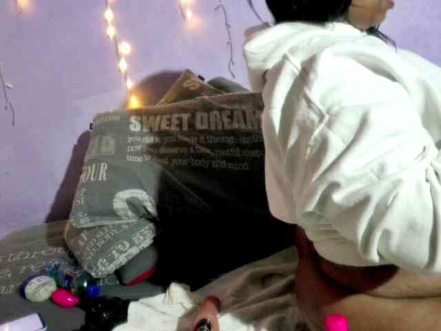 Big-Ass-Wilma webcam