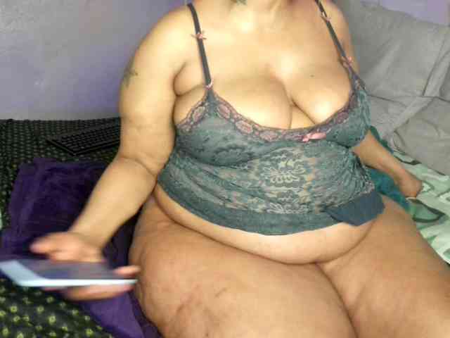 Big-Ass-Wilma webcam