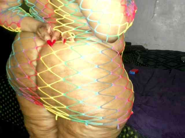 Big-Ass-Wilma Live Webcam on BongaCams