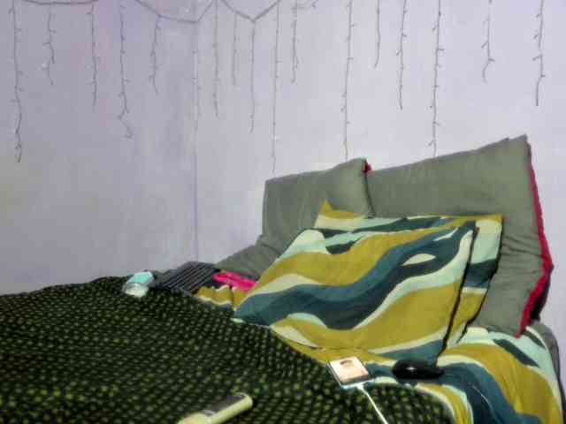 Big-Ass-Wilma webcam