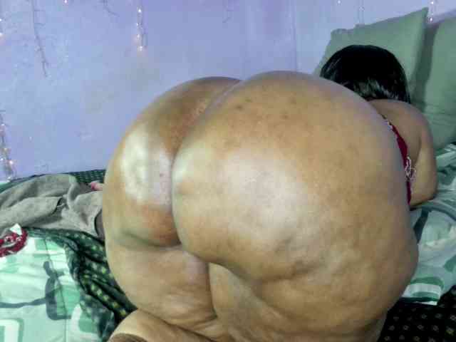 Big-Ass-Wilma webcam