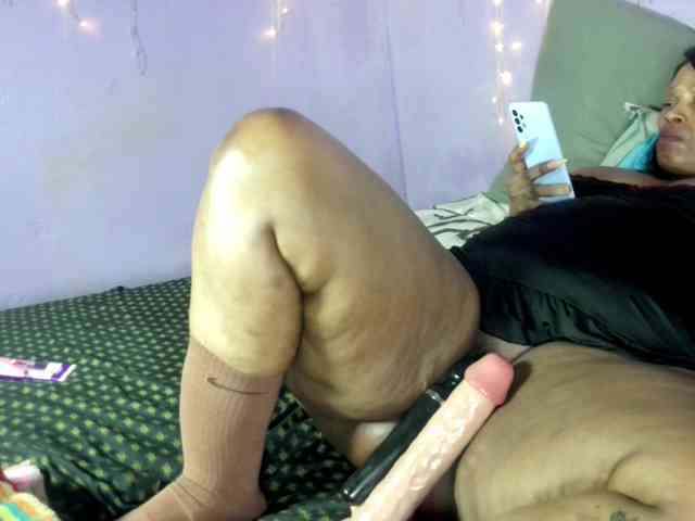 Big-Ass-Wilma webcam