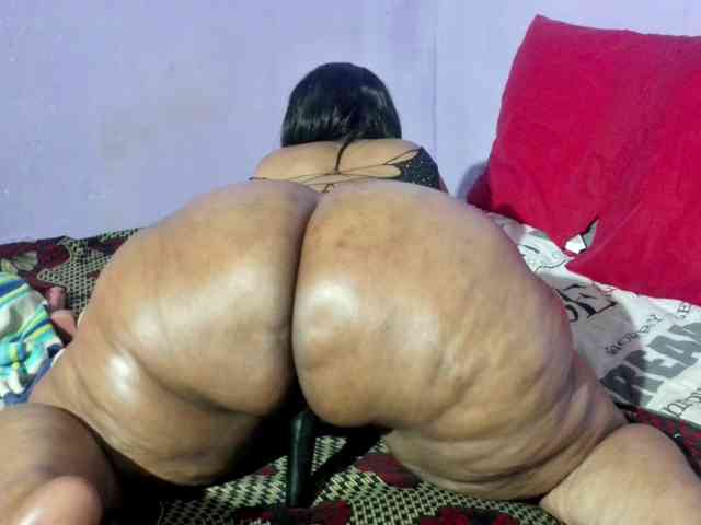 Big-Ass-Wilma webcam