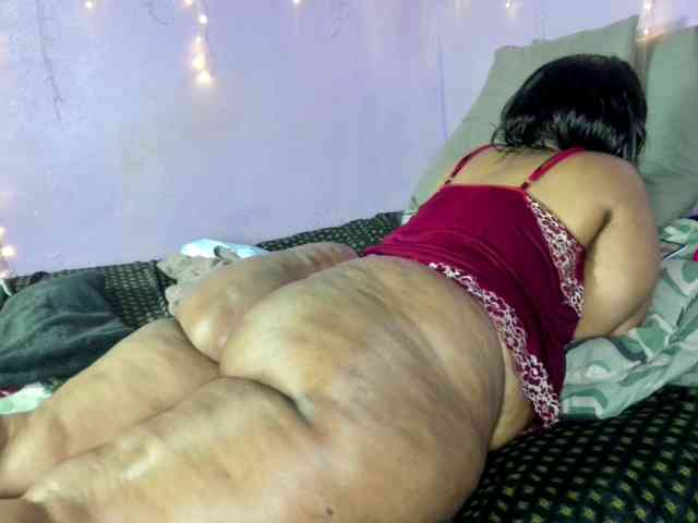 Big-Ass-Wilma webcam
