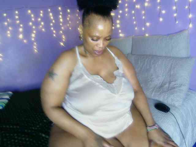 Big-Ass-Wilma webcam
