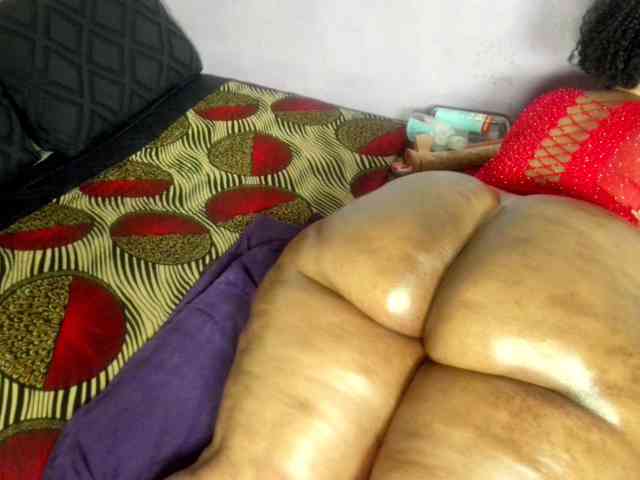 Big-Ass-Wilma's webcam live show