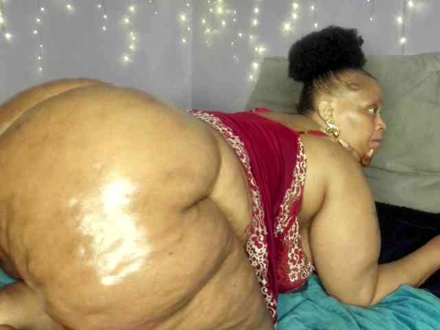 Big-Ass-Wilma webcam