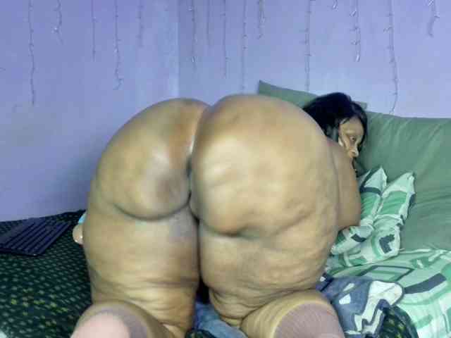 Big-Ass-Wilma webcam