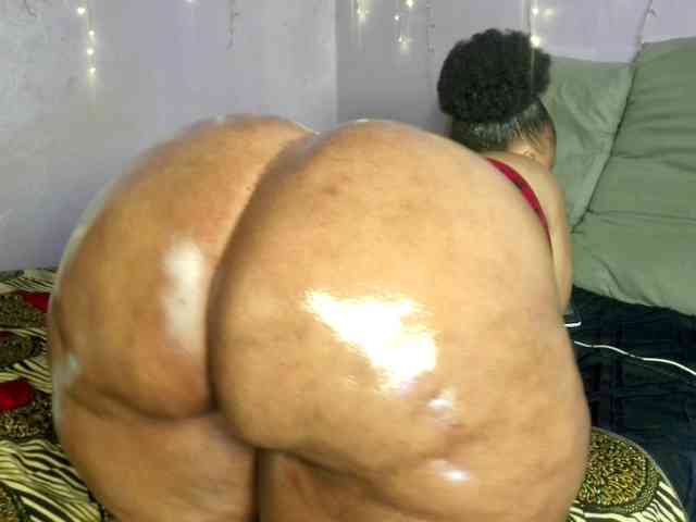 Big-Ass-Wilma webcam