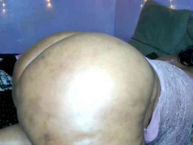 Big-Ass-Wilma webcam