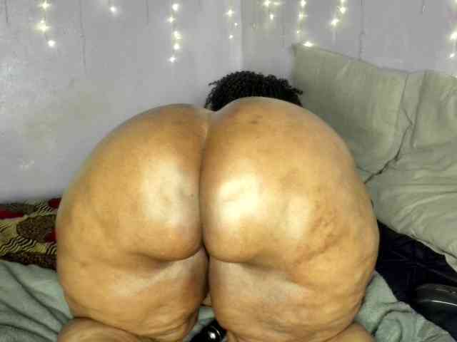 Big-Ass-Wilma webcam