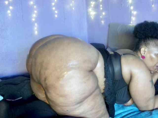 Big-Ass-Wilma webcam