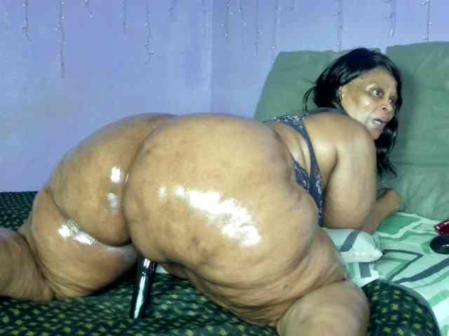 Big-Ass-Wilma webcam