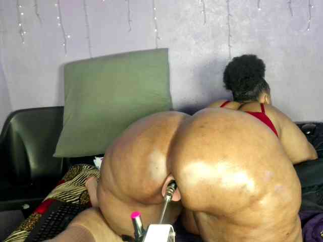 Model: Big-Ass-Wilma