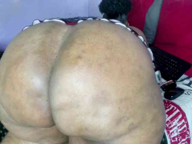 Big-Ass-Wilma webcam