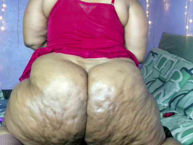 Big-Ass-Wilma webcam