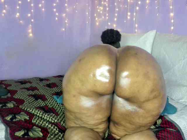 Big-Ass-Wilma webcam