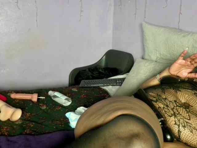 Big-Ass-Wilma webcam