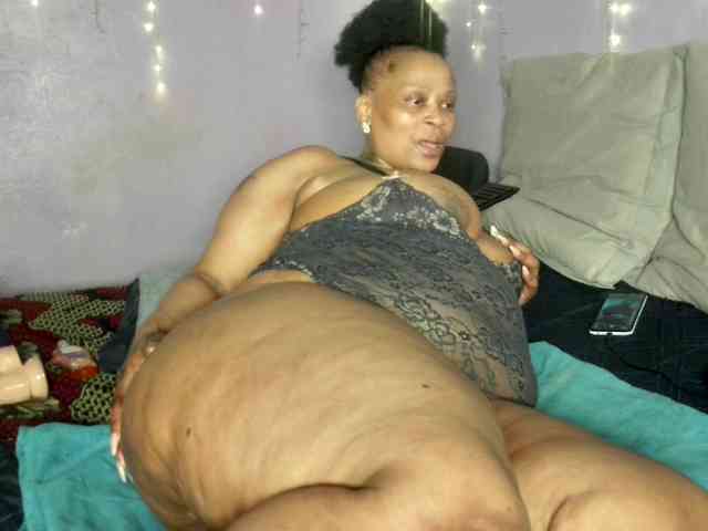 Big-Ass-Wilma webcam