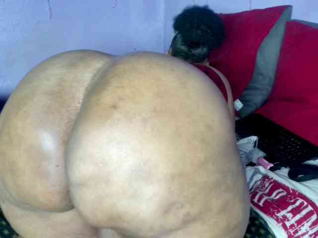 Big-Ass-Wilma webcam