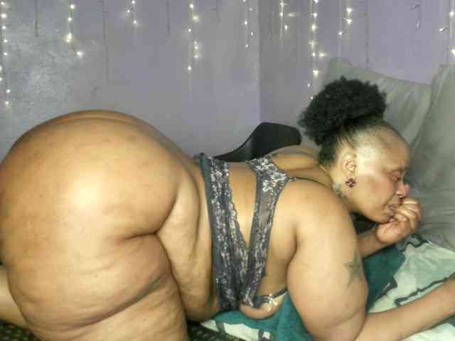 Big-Ass-Wilma webcam
