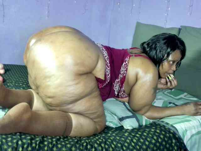 Big-Ass-Wilma webcam