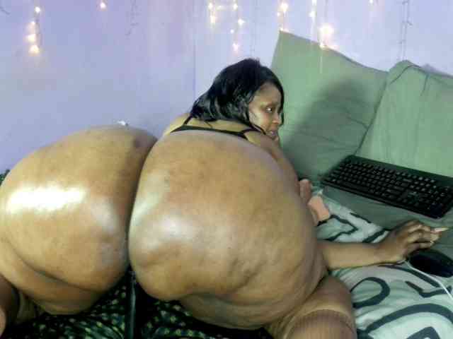 Model: Big-Ass-Wilma