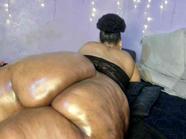 Big-Ass-Wilma webcam