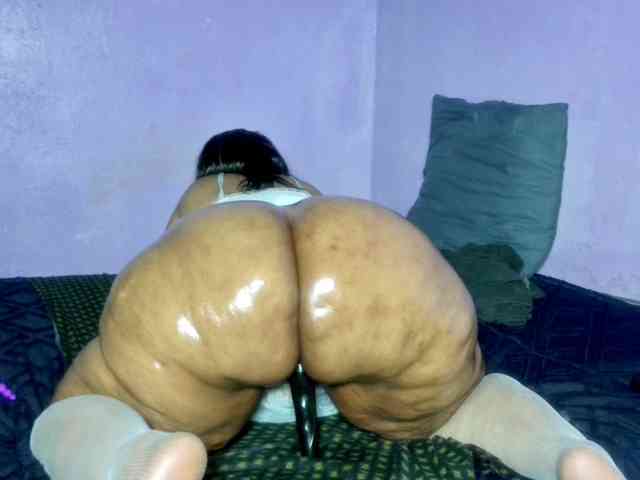 Big-Ass-Wilma webcam