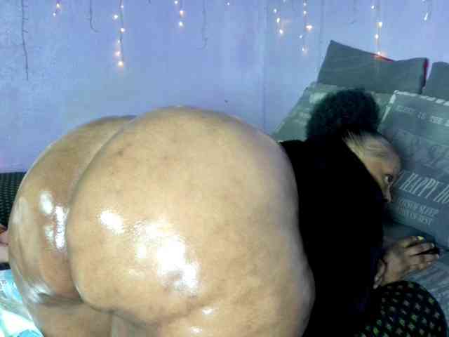 Big-Ass-Wilma webcam