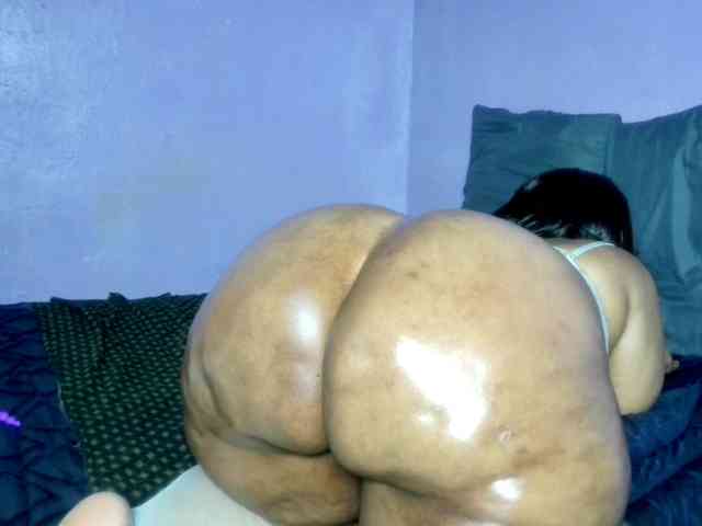 Big-Ass-Wilma webcam