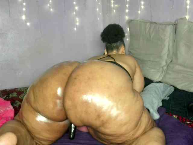 Big-Ass-Wilma webcam