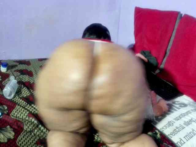 Big-Ass-Wilma webcam