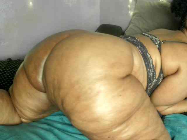 Big-Ass-Wilma webcam
